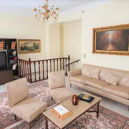 Mando Patrasso - Classical In The Center Of With Free Parking Apartment Patras