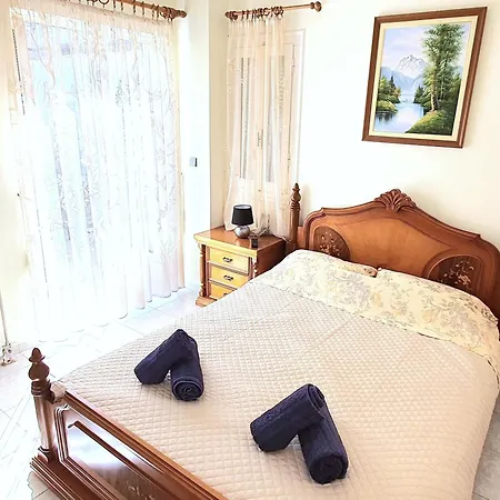 Mando Patrasso - Clasical In The Center Of With Free Parking *