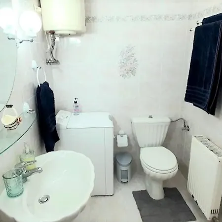 Apartment Mando Patrasso - Classical In The Center Of With Free Parking