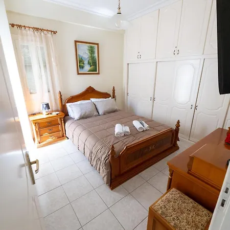 Mando Patrasso - Clasical In The Center Of With Free Parking