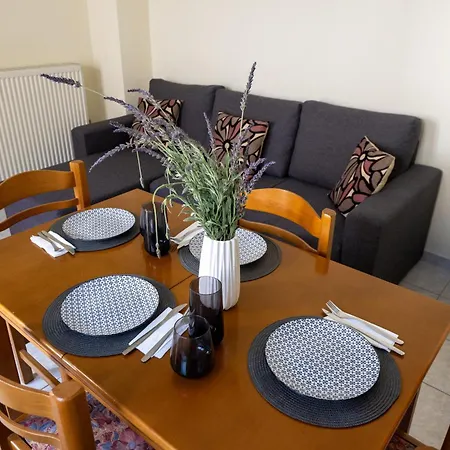 Mando Patrasso - Classical In The Center Of With Free Parking Apartment *