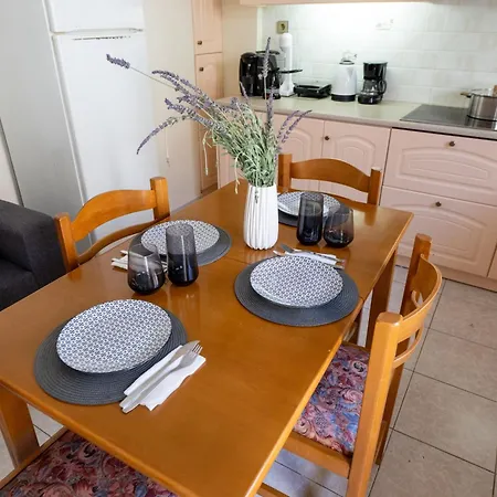 Mando Patrasso - Clasical In The Center Of With Free Parking Apartamento
