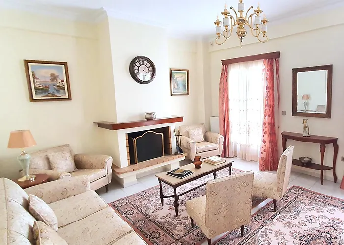 Mando Patrasso - Clasical In The Center Of With Free Parking Διαμέρισμα *